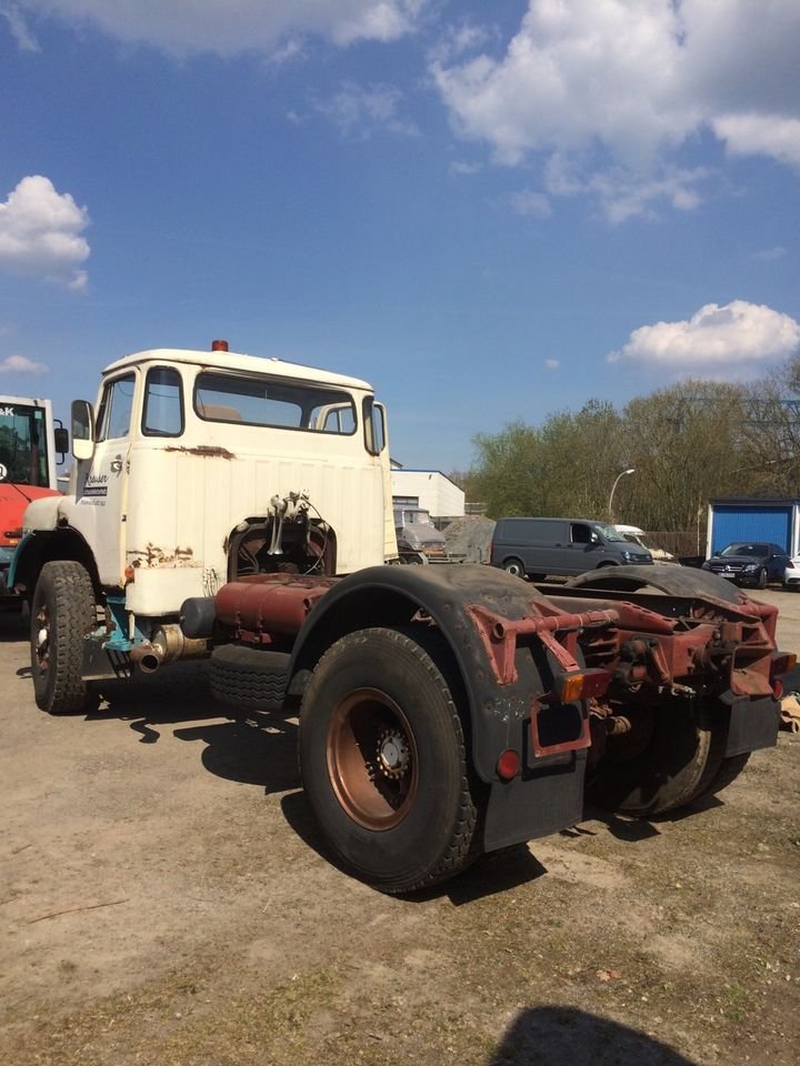 Truck MAN 13.230 FS