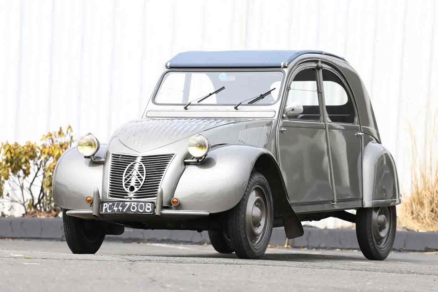 Transporter Citroën 2 CV AU