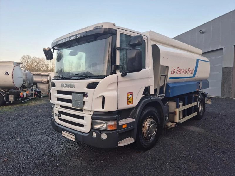 Truck Scania SCANIA P310 4X2