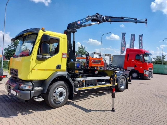 Truck Renault D 18 250 4X2