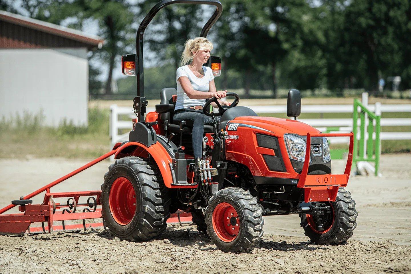 Tractor Kioti CK3530