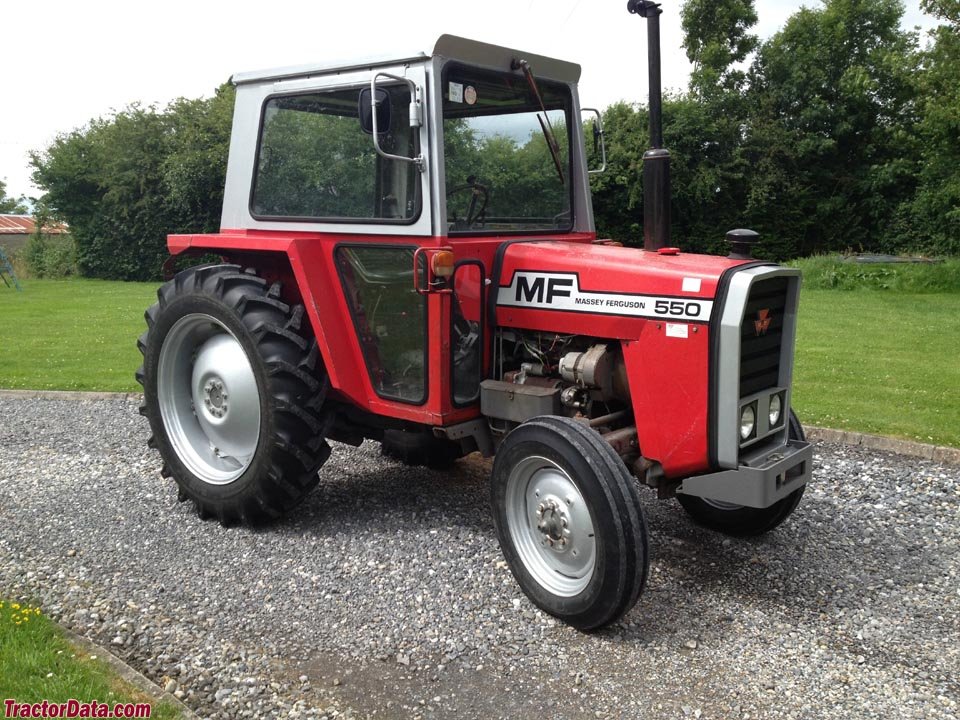 Tractor Massey Ferguson MF 550