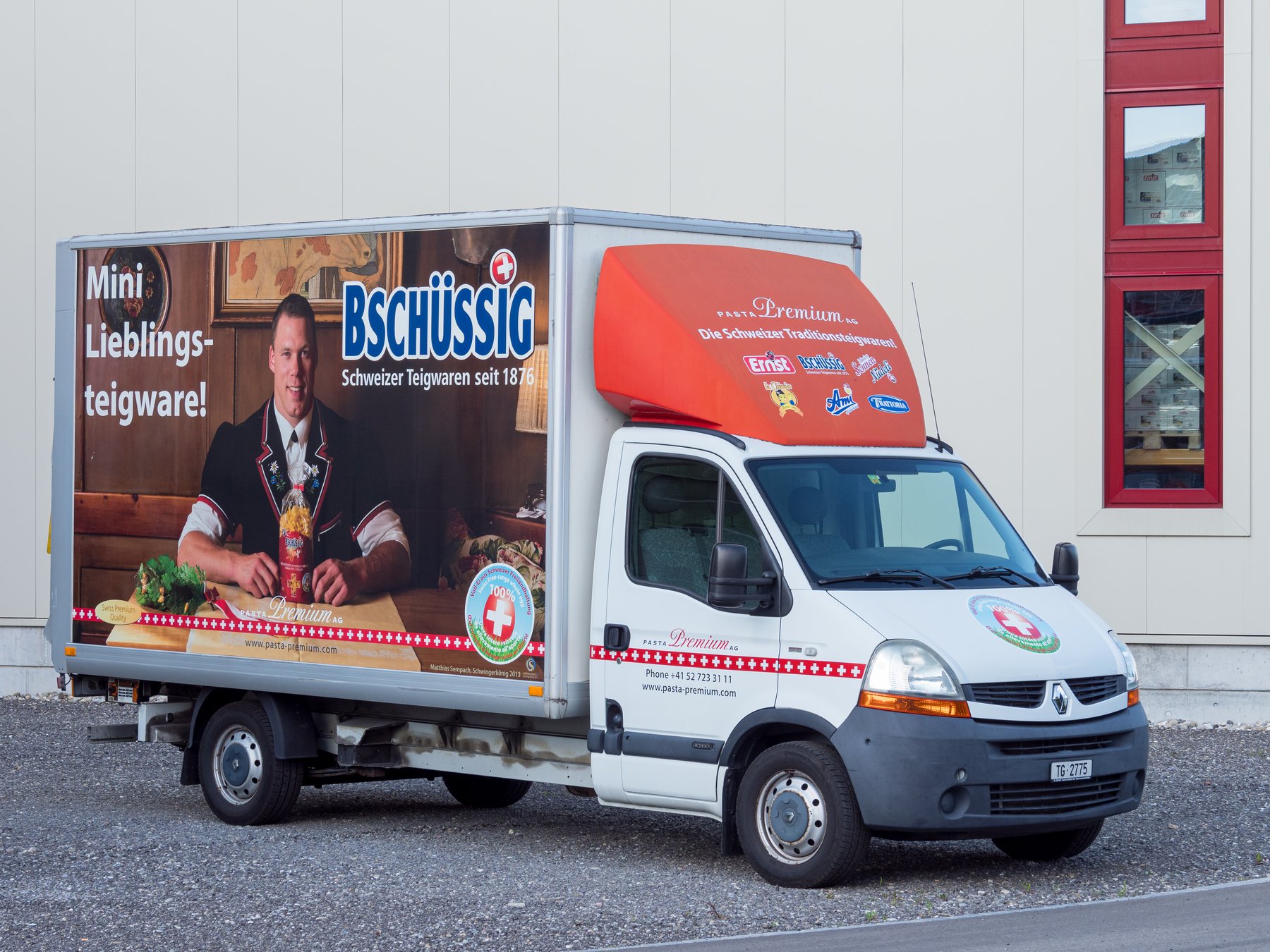 Truck Renault Master dci150