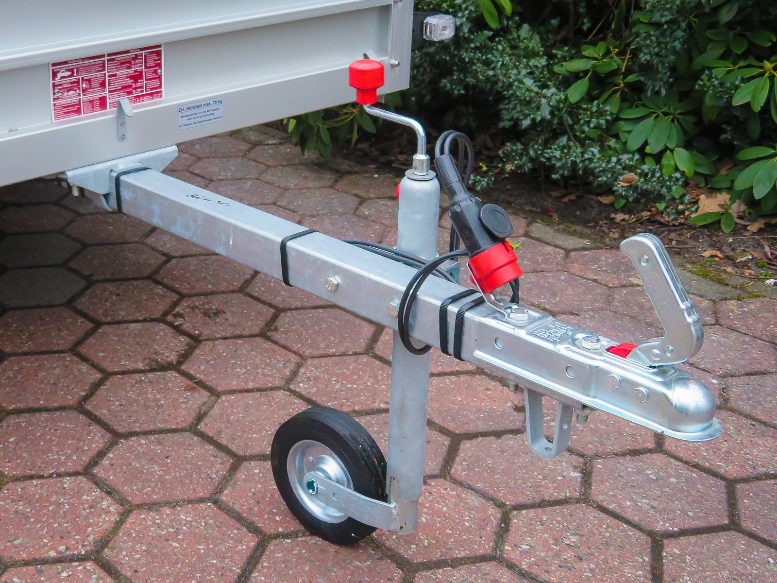 Kleinanhänger bis 750 kg Omavalmiste 2.54X1.3M-750