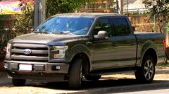 Ford F-150 LARIAT FX4