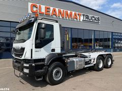 Iveco AD260T45-6X4/420