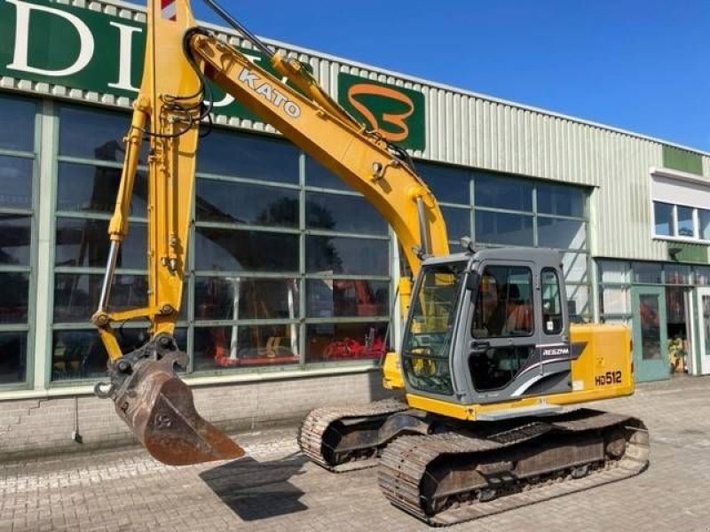 Excavator Kato HD512III