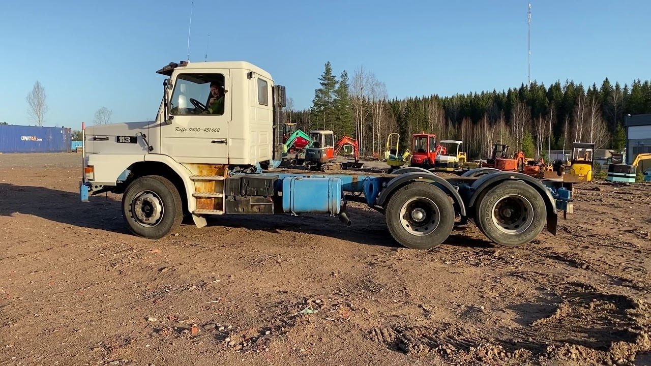 Truck Scania T113HL
