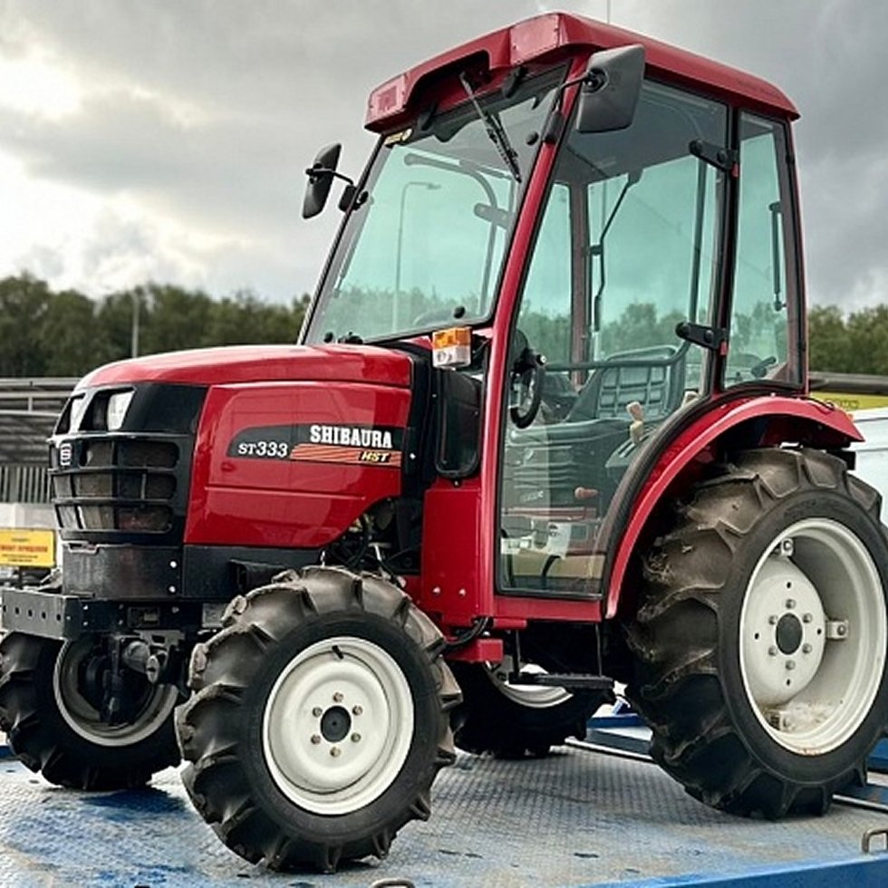 Traktor Shibaura ST 333