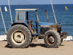 Ford 7740