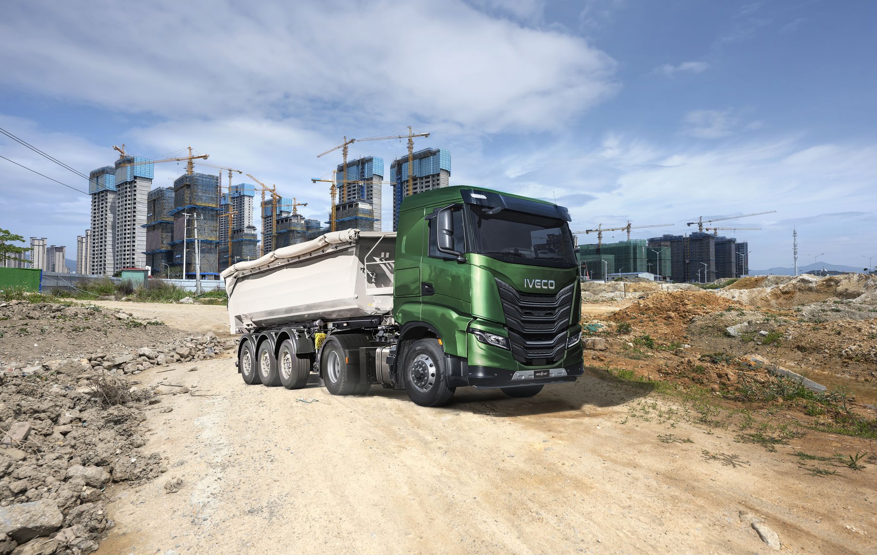 Truck Iveco OM X-series