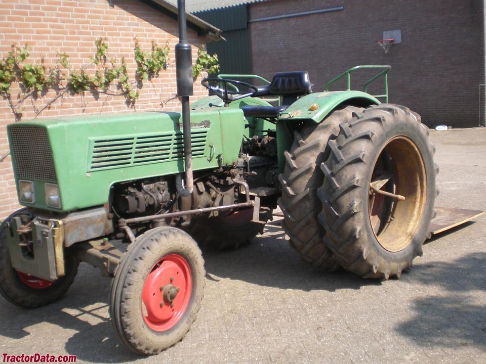 Tractor Fendt FARMER 2DE