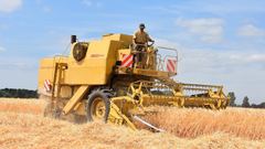 New Holland 1545