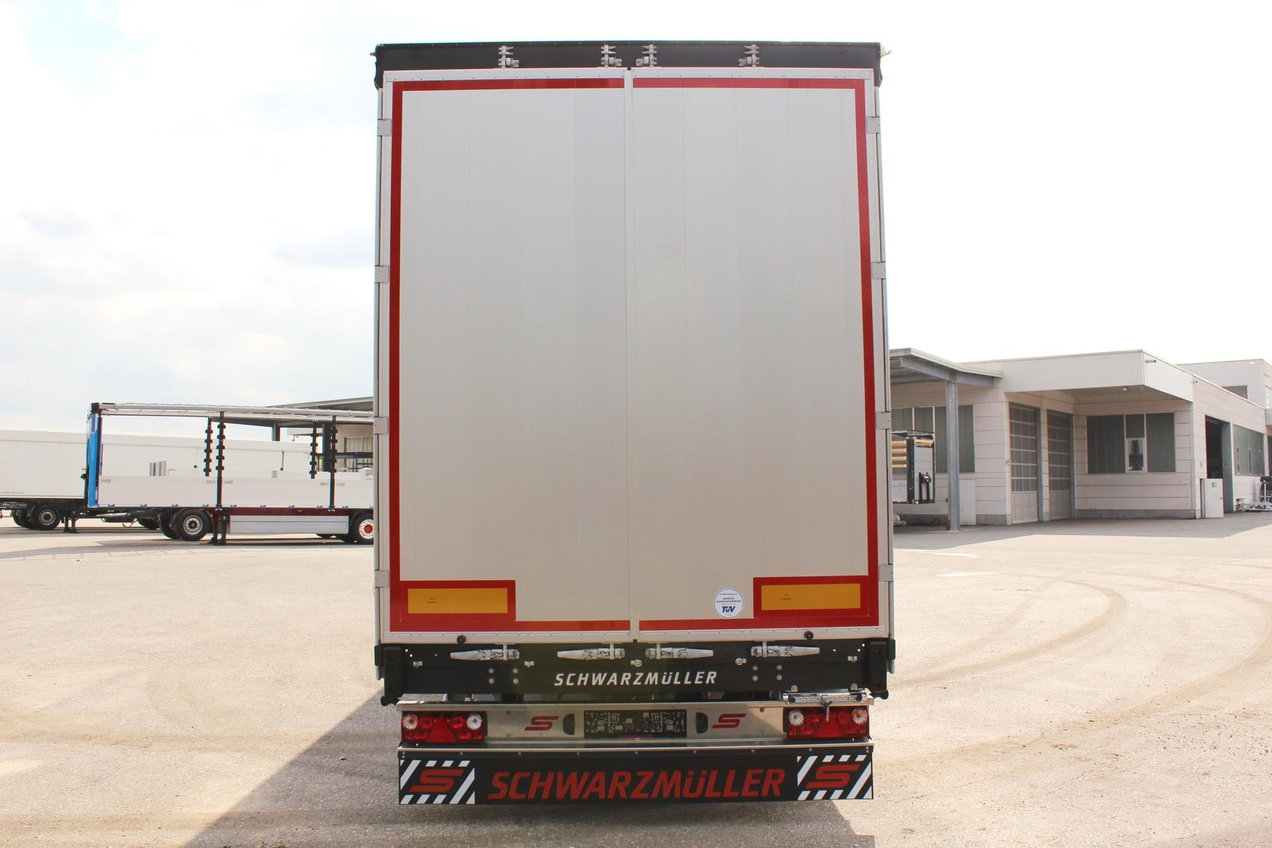 Trailer Schwarzmueller T-SERIE Gesamtgewicht 20.000 kg (4 Räder)