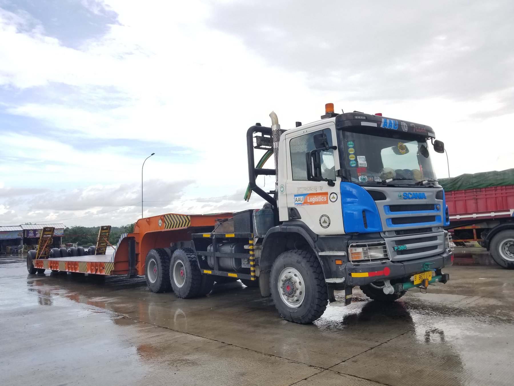 Scania P380 6X6