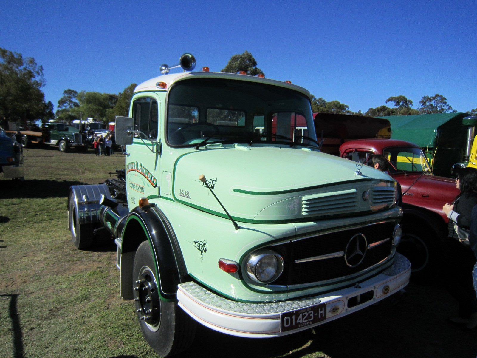 Truck Mercedes Benz LK 1418