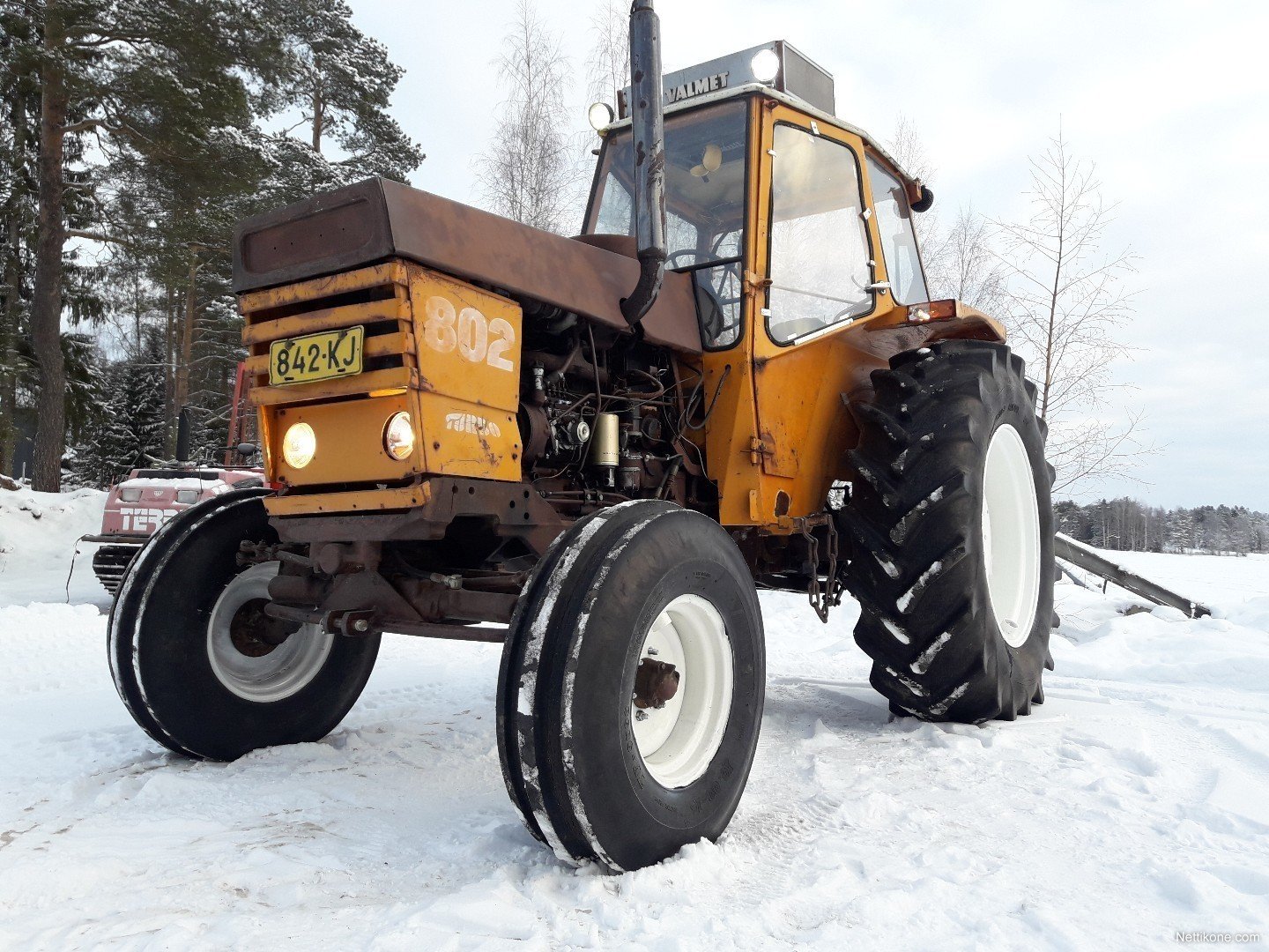 Traktor Valmet 802-4