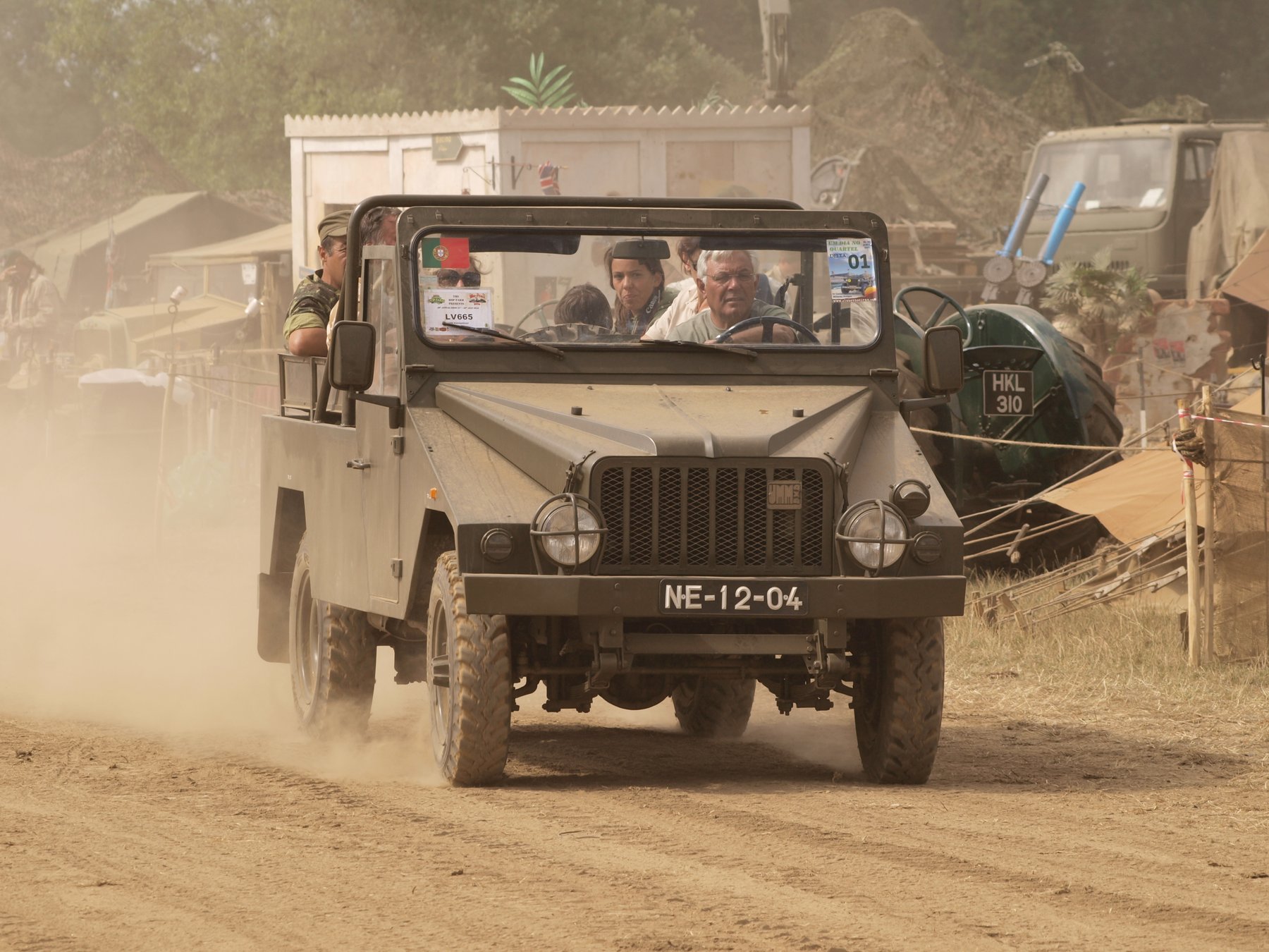 Van Umm JEEP ENTREPENEUR 4,94X