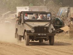 Umm JEEP ENTREPENEUR 4,94X