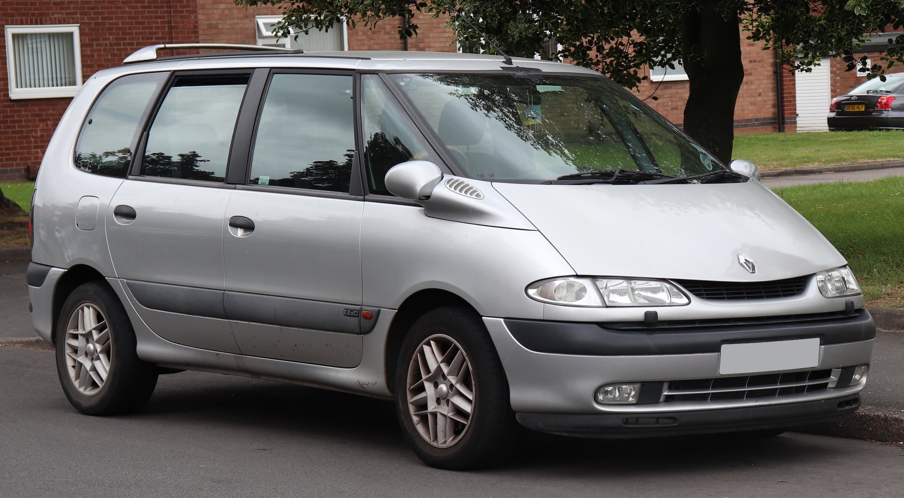 Van Renault 3.3T L1 H2 2.5 DCI EURO 2000