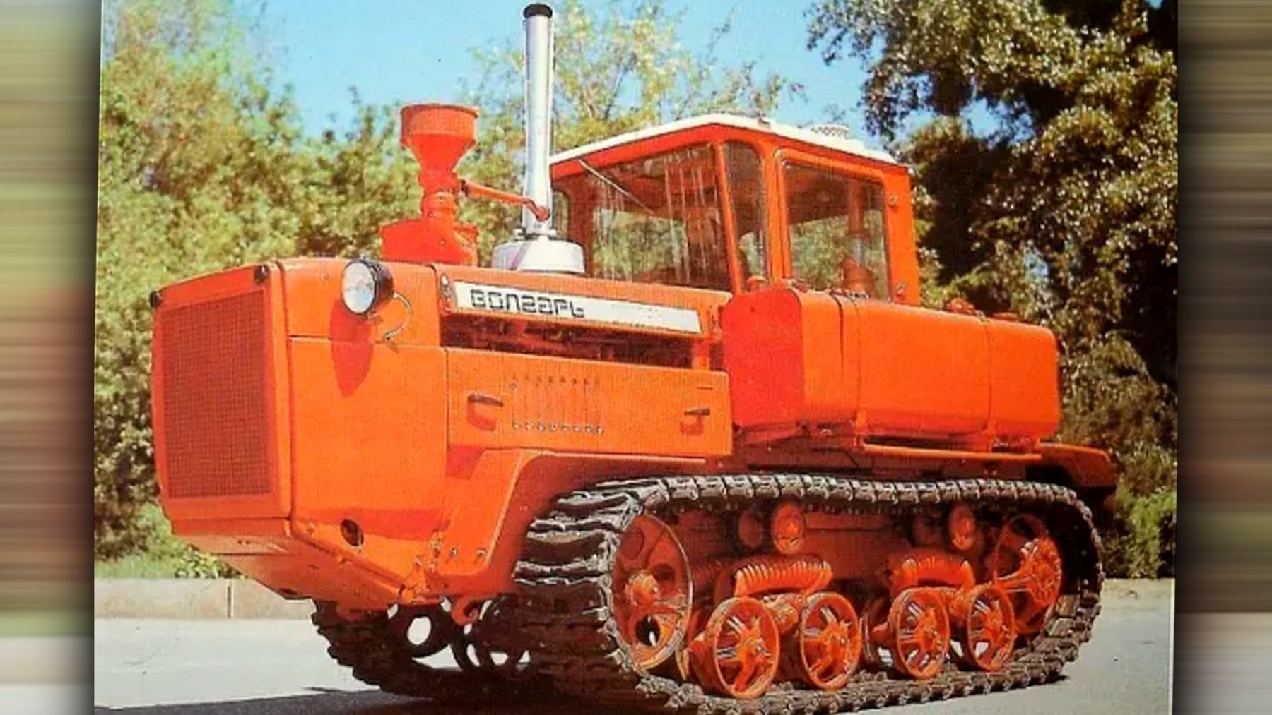 Traktor Zil ДТ-175