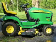 John Deere LT160
