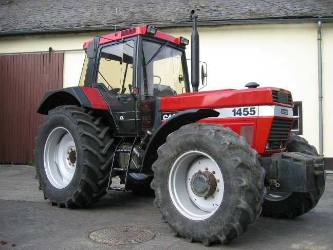 Tractor Case IH 1455