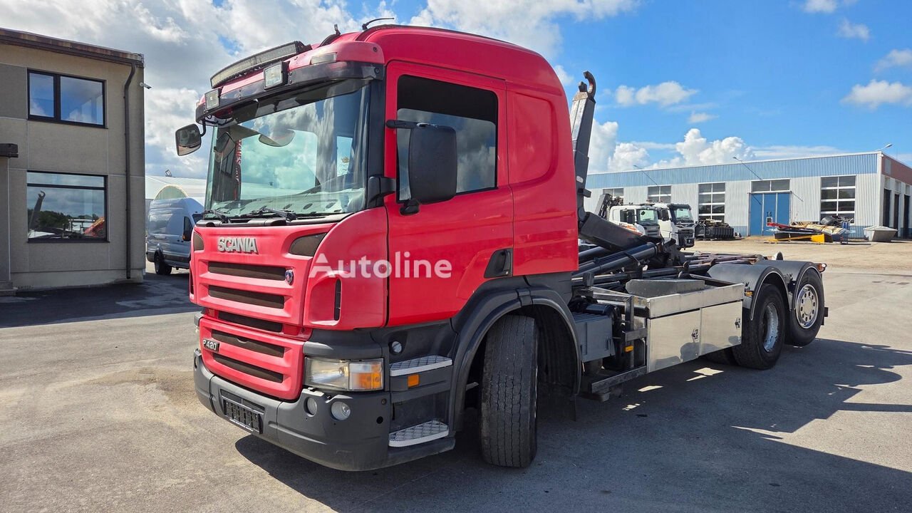 Lastwagen Scania P420 6X2/4