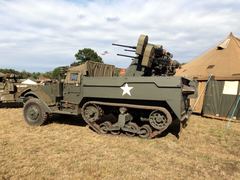 White M16/HALFTRACK