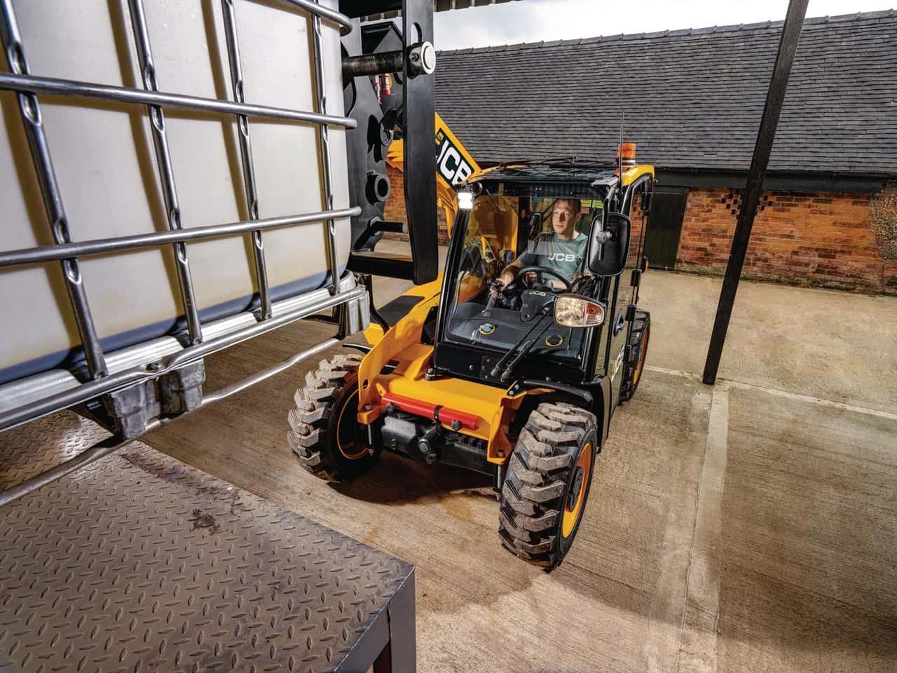 JCB TLT 25