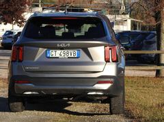 Kia SORENTO 2.5 CRDI VAN M/T (EST)