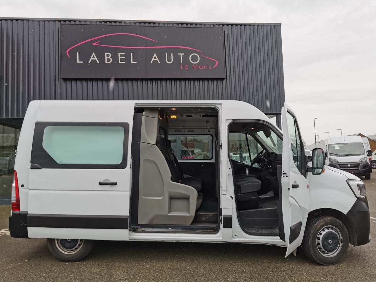 Van Renault MASTER 3.3T L2H2 2.5 DCI DUBBEL CABINE