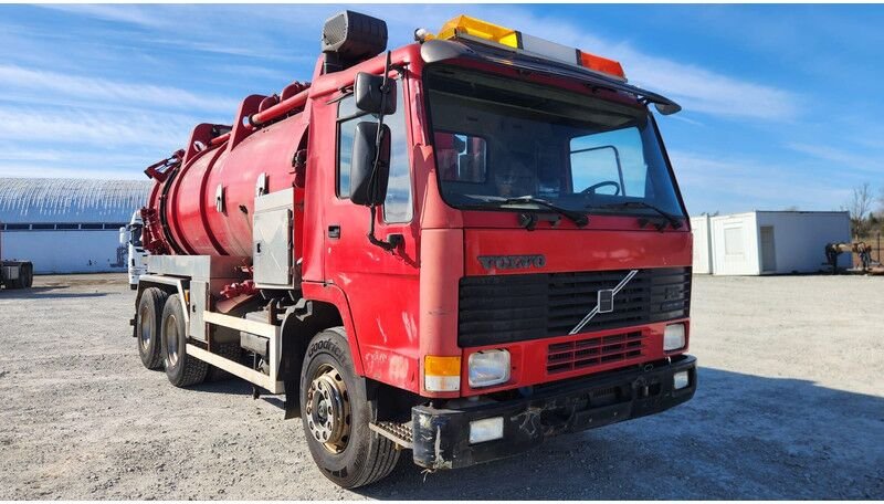 Truck Volvo Volvo FL10 6X2