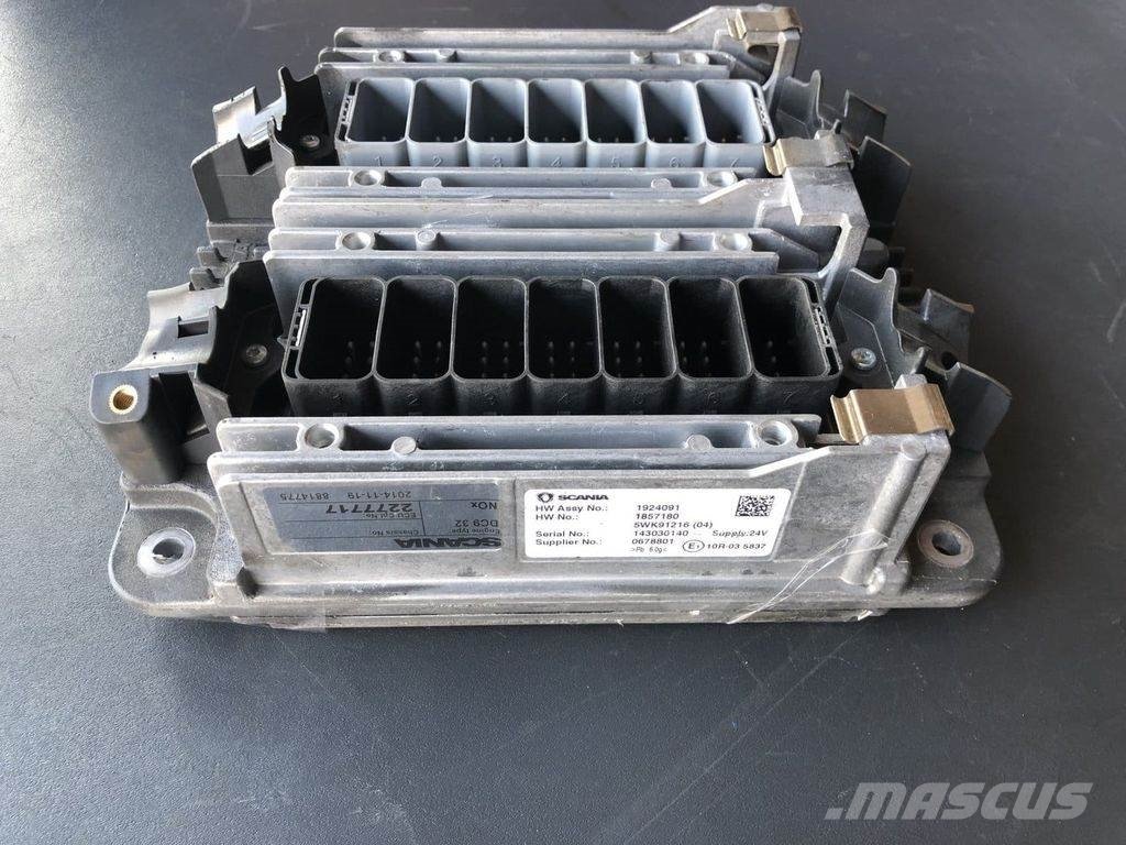 Electric motor EMS 132S-8