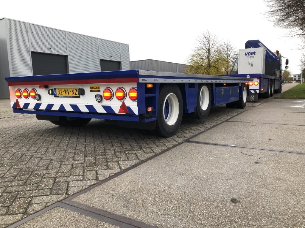 Trailer Draco AXS 327