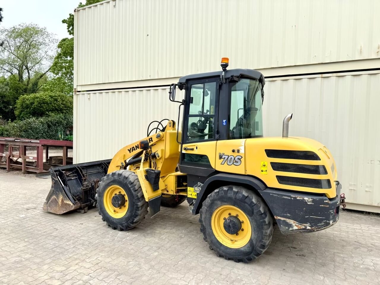 Wheel loader Yanmar V2-3B