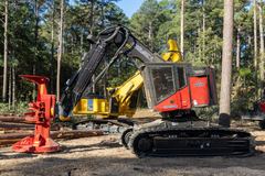 Komatsu TL745D harvester