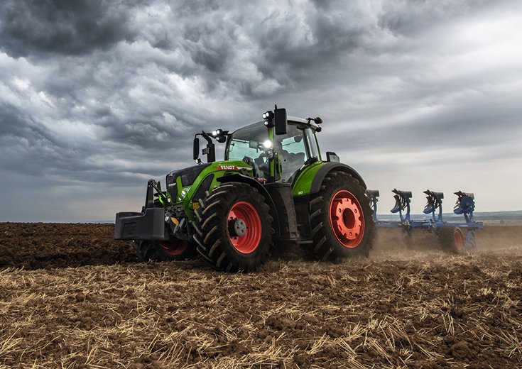 Tractor Fendt FENDT 724 Vario