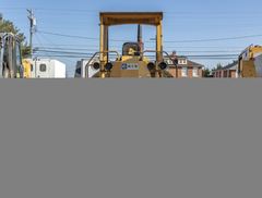 Caterpillar 815