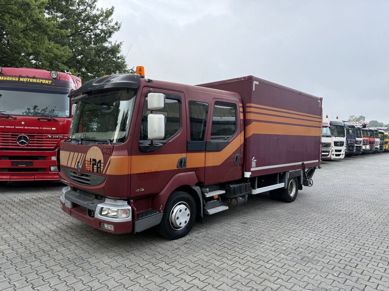Truck Renault MIDLUM 180-10/B