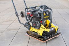 Bomag BP 1235