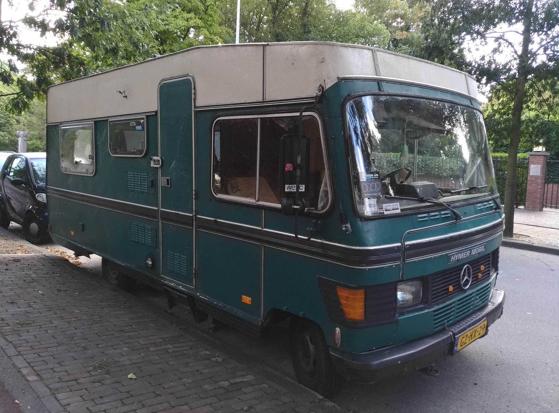 Van Daimler Benz 207 D