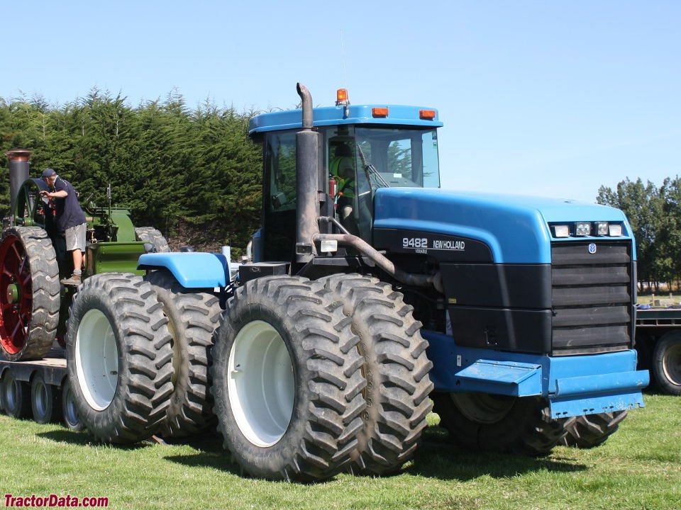 Tractor New Holland Versatile 9482