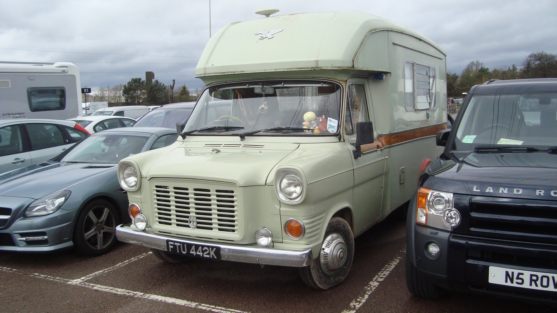 Truck Ford Motor Home