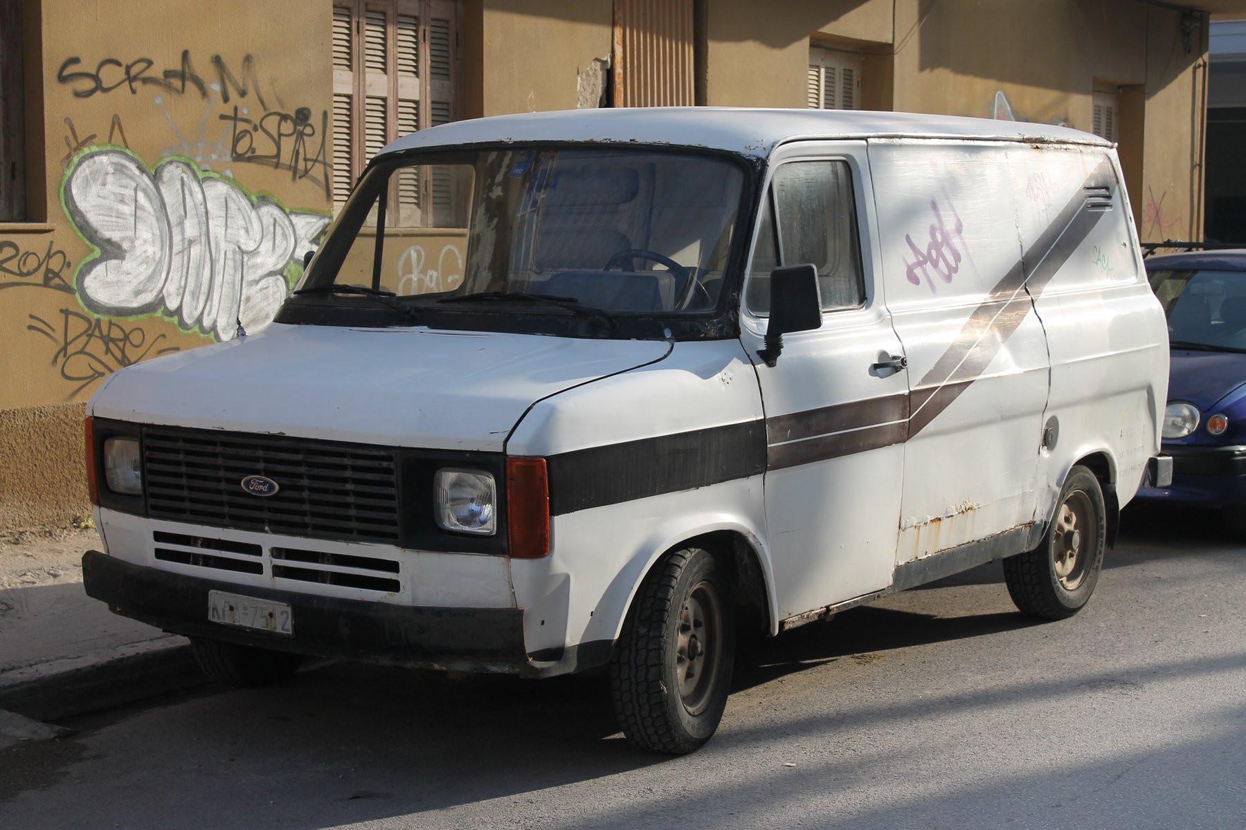 Van Ford 82 EH