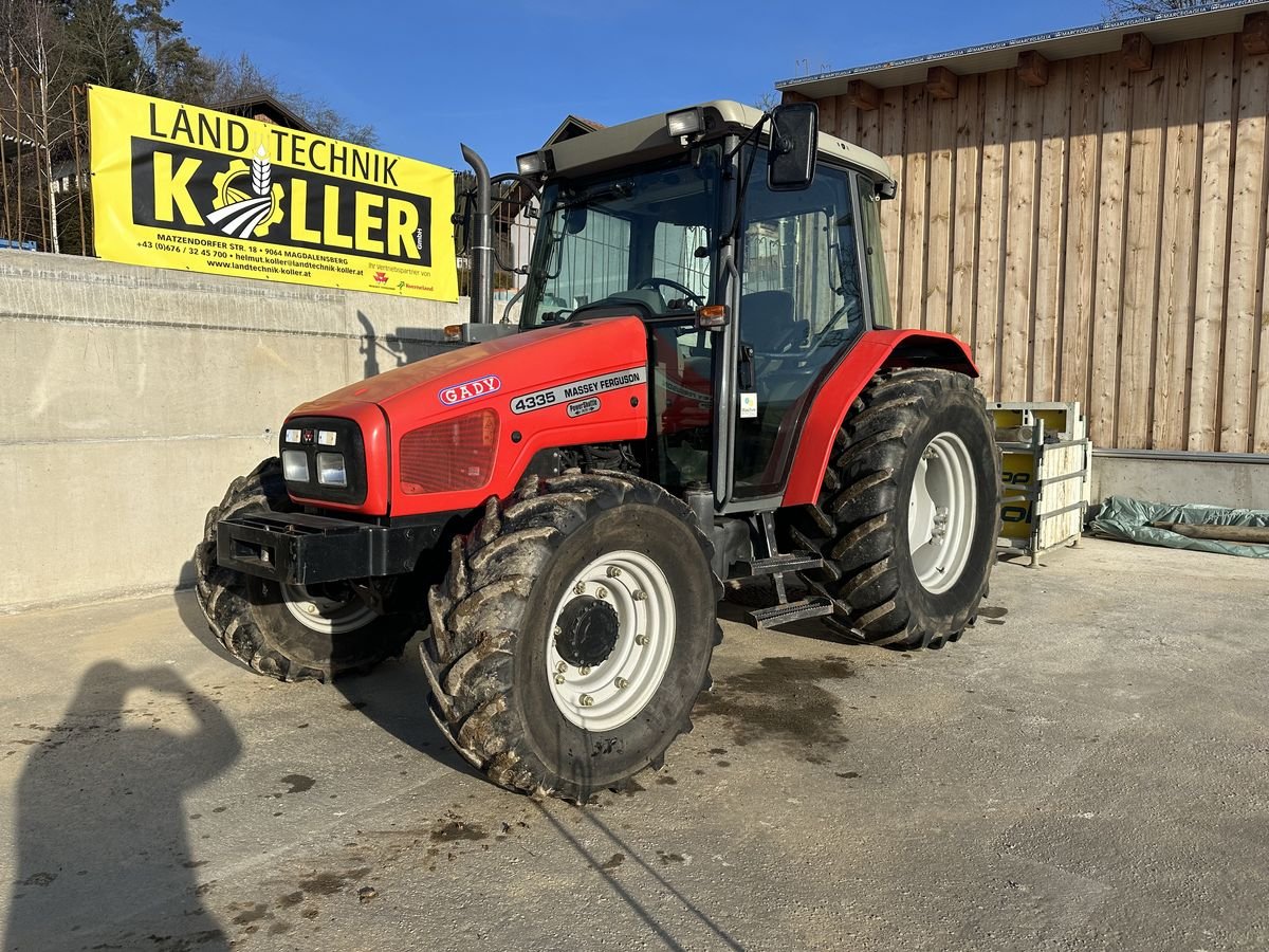 Tractor AGCO Massey Ferguson MF 4335 (A)