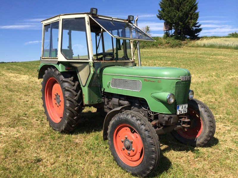 Tractor Fendt Farmer 3S