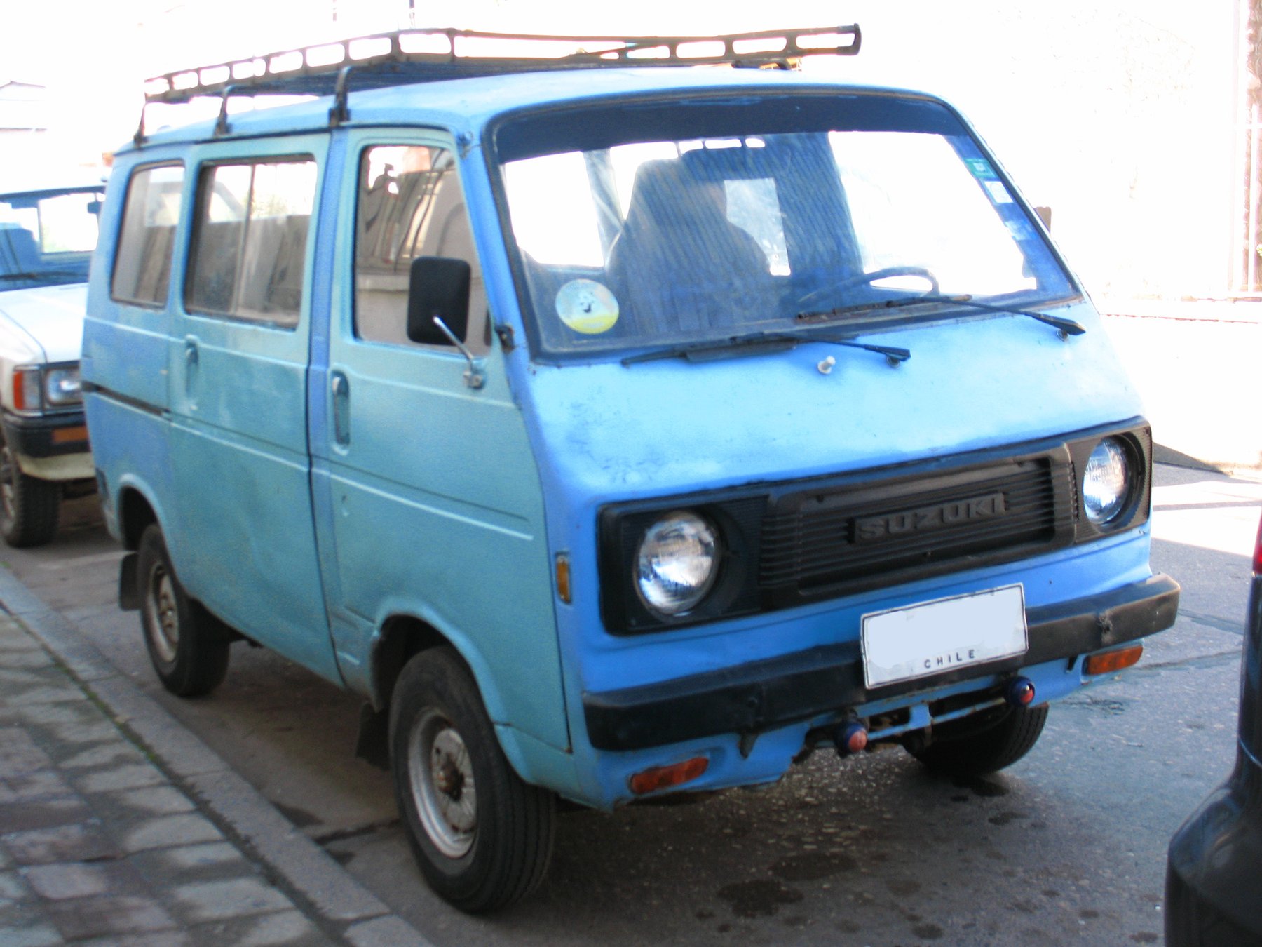 Van Suzuki ST80V