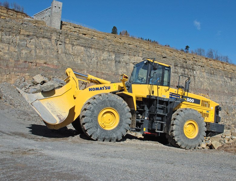 Komatsu WA500-6