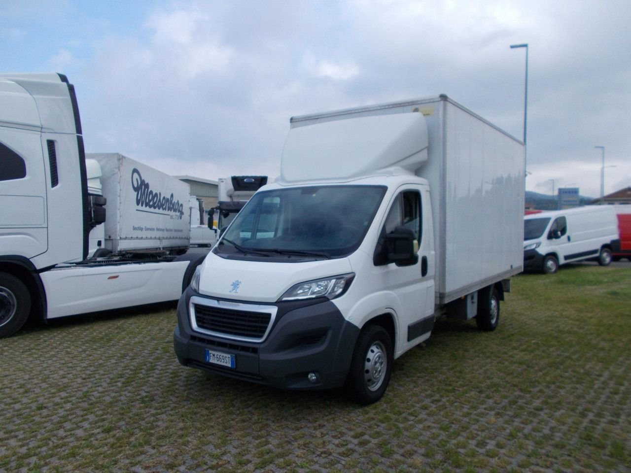 Van Peugeot BOXER 270C 1.9D